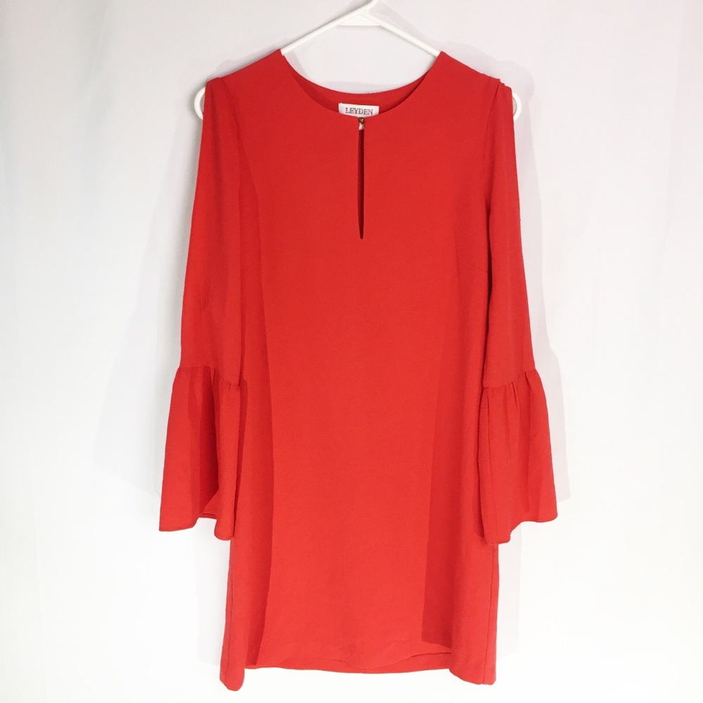 Leyden Red Slit Sleeve Bell Cuff Shift Dress - S